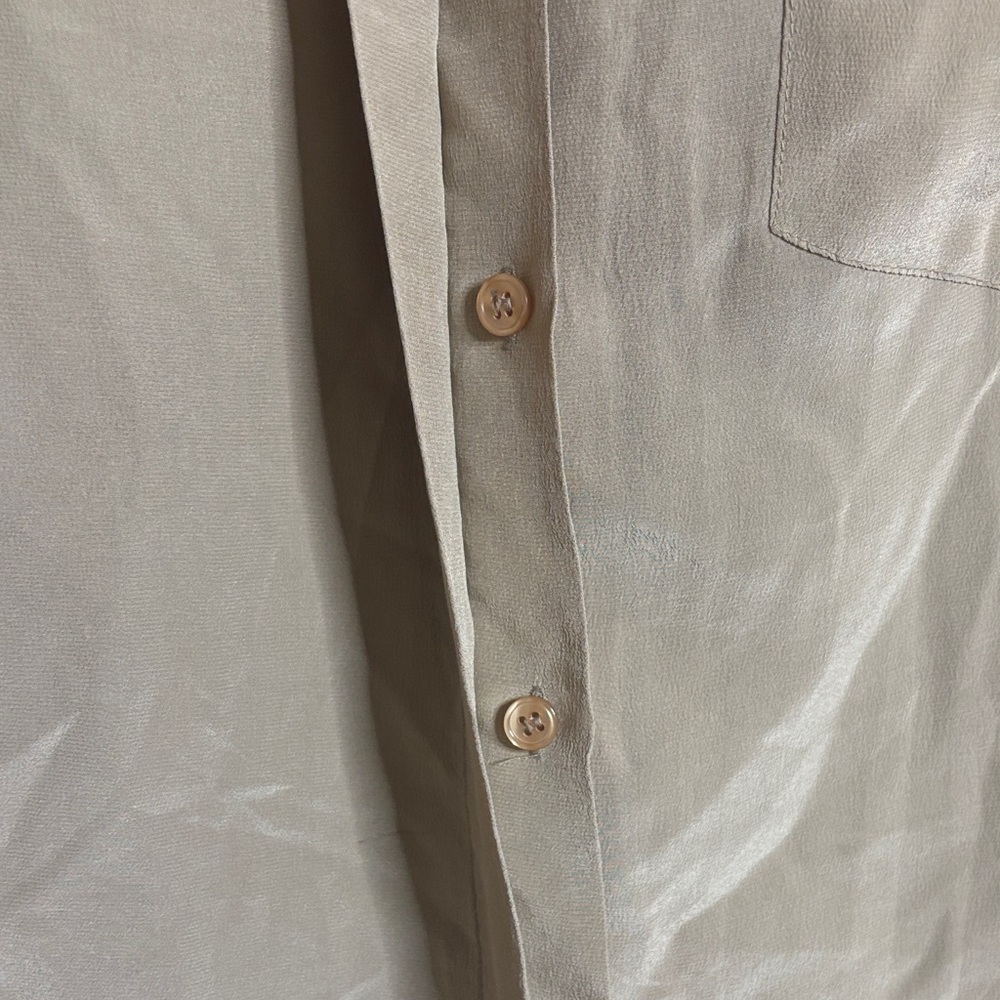 💰💰 3/$10
Elegant Women’s Taupe silk blouse - Picture 2 of 5